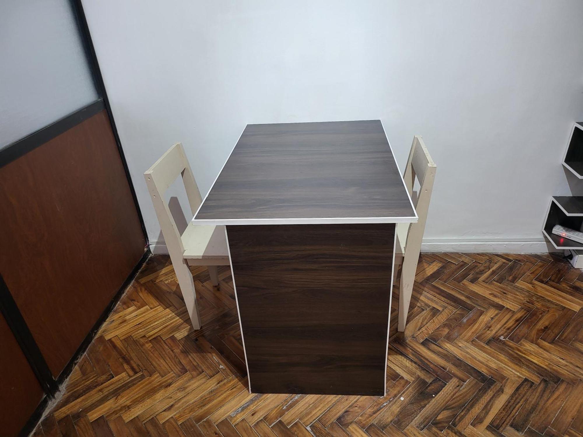 Quinto Piso A La Calle, Comodo, Equipado, Luminoso Y Bien Ubicado Apartamento *